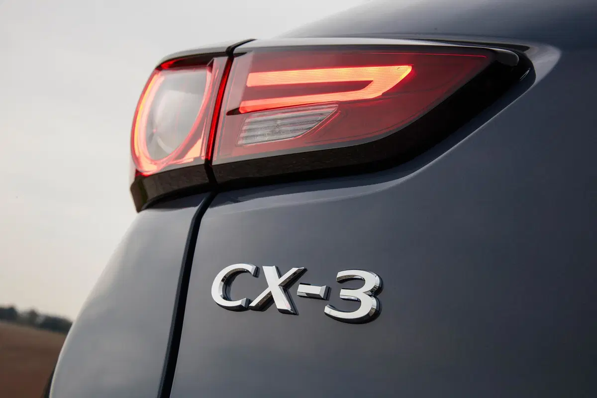 Mazda CX-3, in Italia arriva il model year 2021 (4)