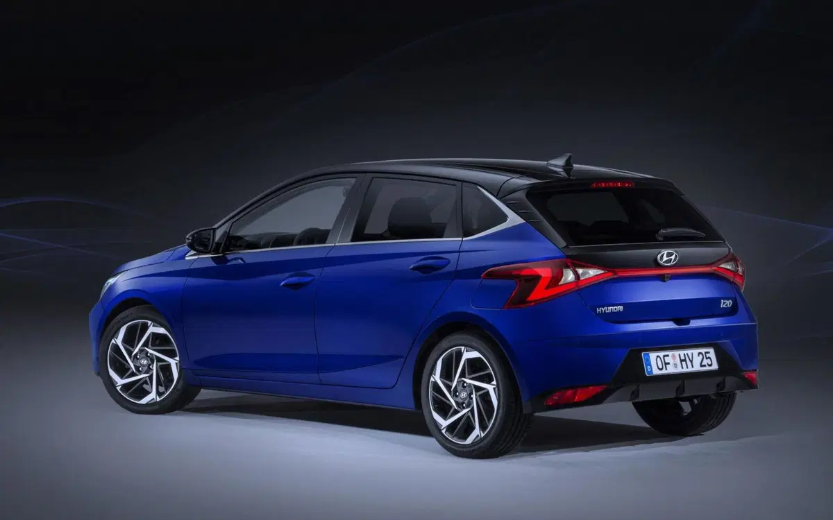 Hyundai i20, i prezzi: si parte da 16.950 euro (4)