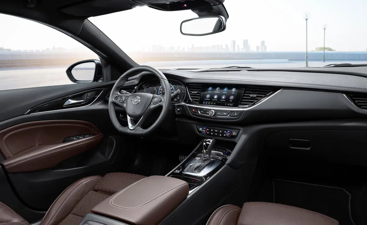 Opel Insignia - embargo 10/11 (7)