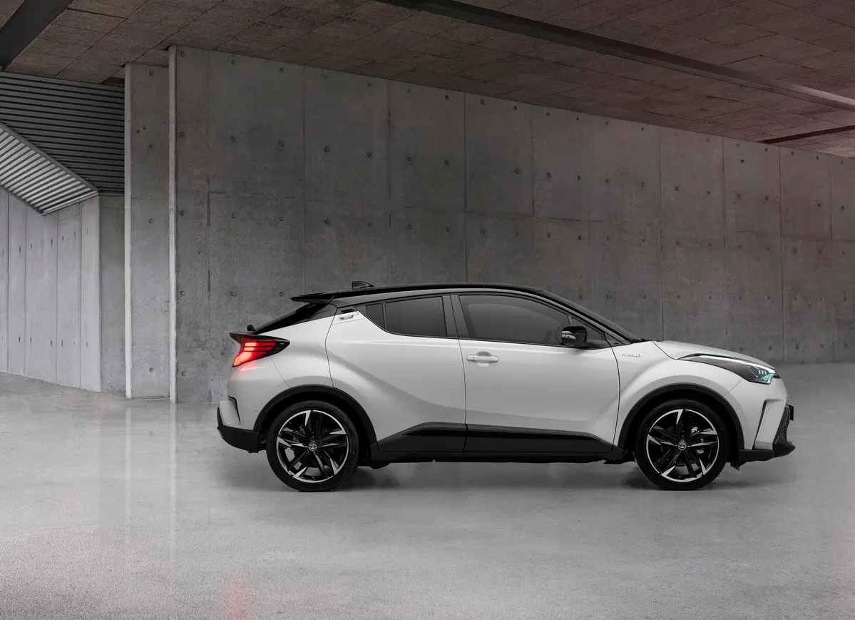 Toyota C-HR GR Sport, nel segno di Gazoo Racing  (16)