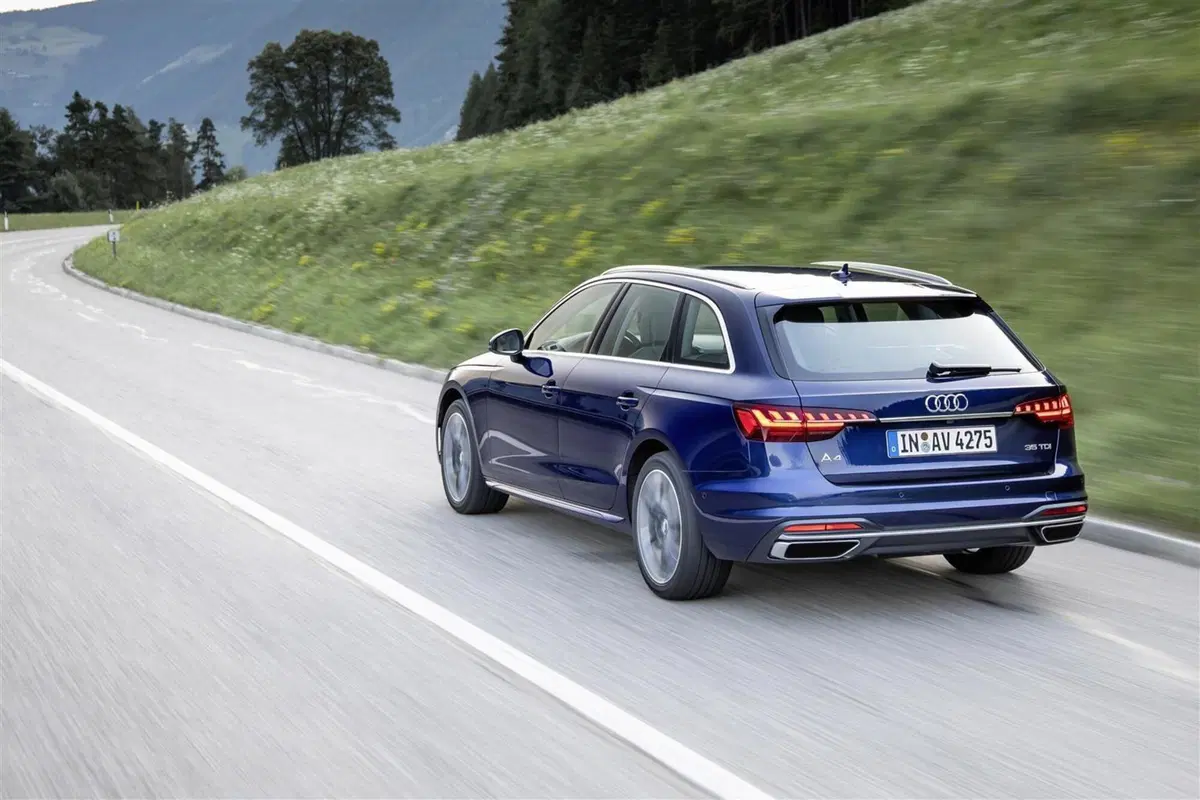 Audi A4, A5 e Q5: ora sono tutte mild-hybrid, anche le Diesel  (15)