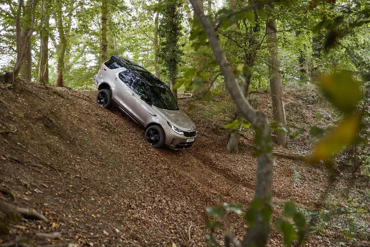 Land Rover Discovery MY2021, le novità (24)