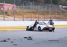 Hypercar crash: la McLaren Speedtail schiantata in pista [VIDEO]