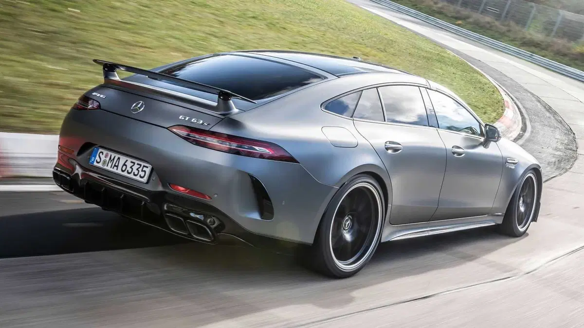 Mercedes-AMG GT 63 S, record di classe al Nürburgring: 7'23"009 [Video] (3)