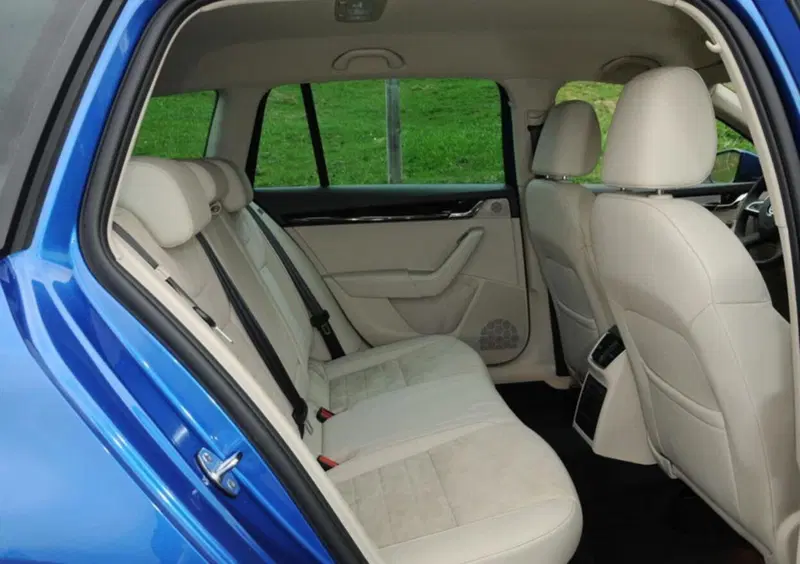 Skoda Octavia Station Wagon (2013-20) (13)