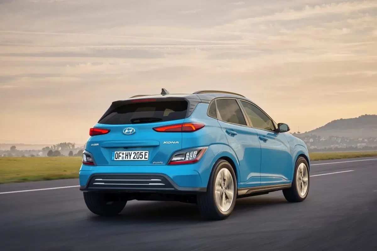 Hyundai Kona Electric: aggiornamenti per l'elettrica coreana (2)