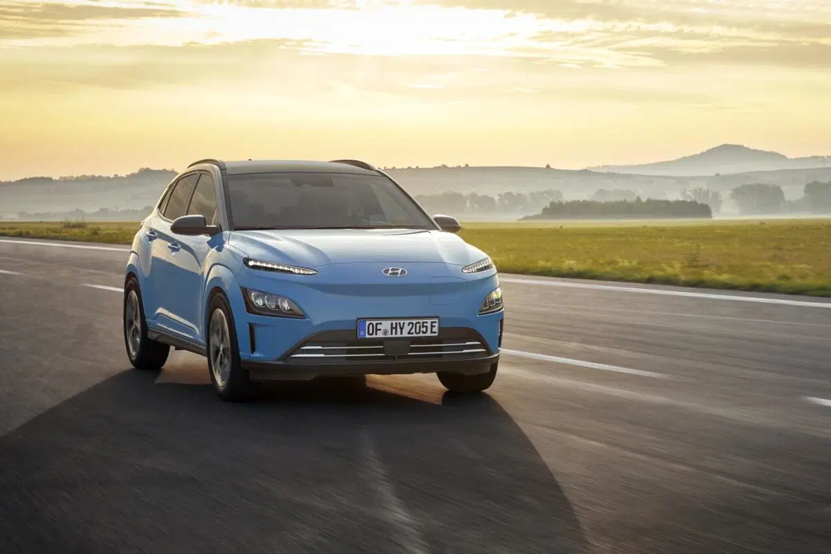 Hyundai Kona Electric: aggiornamenti per l'elettrica coreana (4)