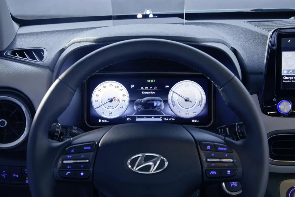 Hyundai Kona Electric: aggiornamenti per l'elettrica coreana (8)