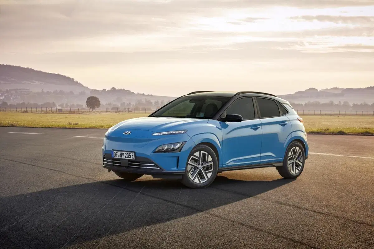 Hyundai Kona Electric: aggiornamenti per l'elettrica coreana (14)