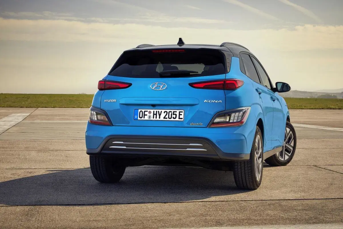 Hyundai Kona Electric: aggiornamenti per l'elettrica coreana (15)