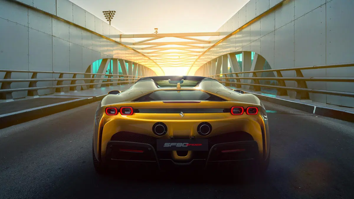 Ferrari SF90 Spider: la supercar a cielo aperto più potente di sempre per la casa di Maranello (5)