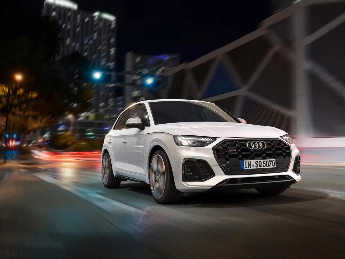 Audi SQ5 restyling, arriva il diesel da 341 CV (2)