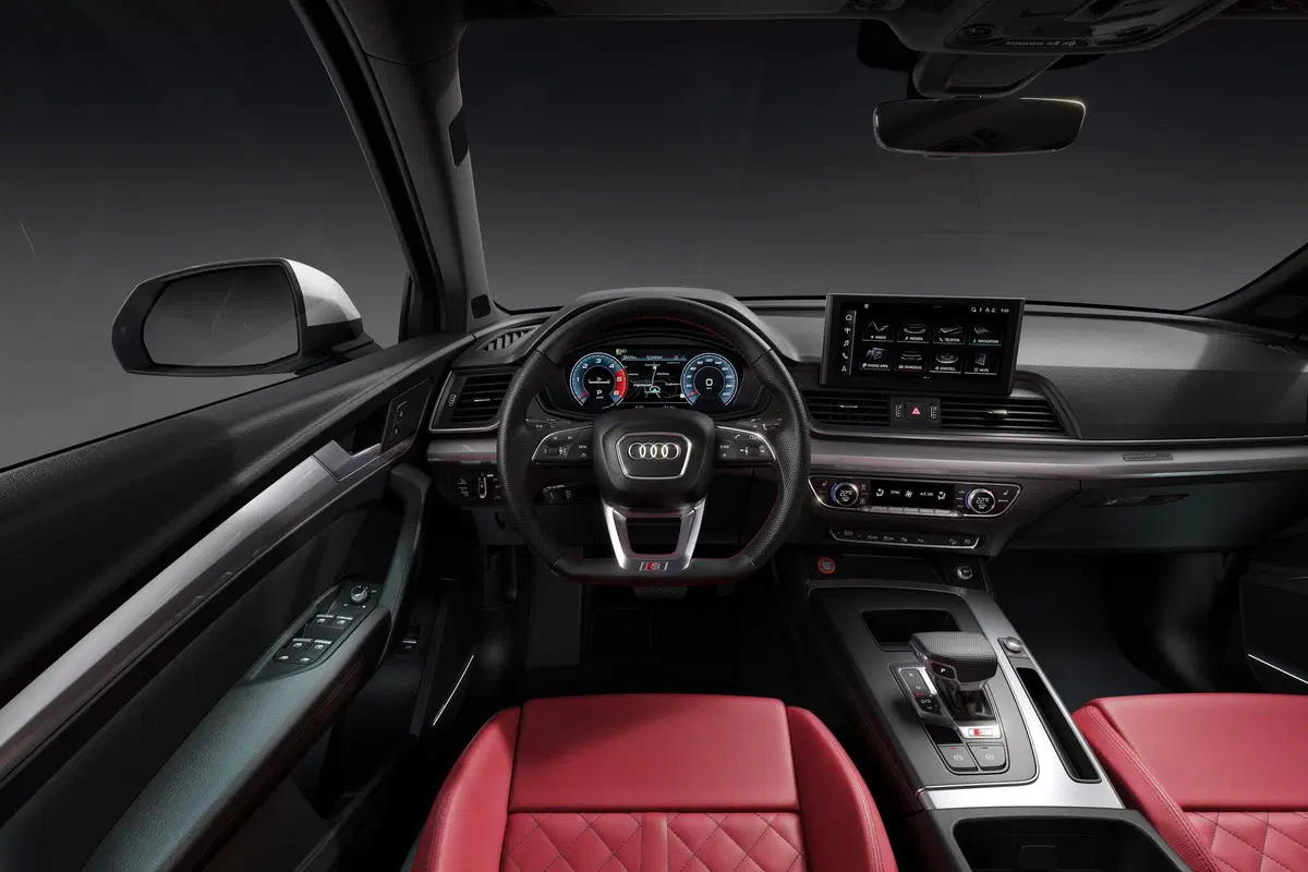 Audi SQ5 restyling, arriva il diesel da 341 CV (6)