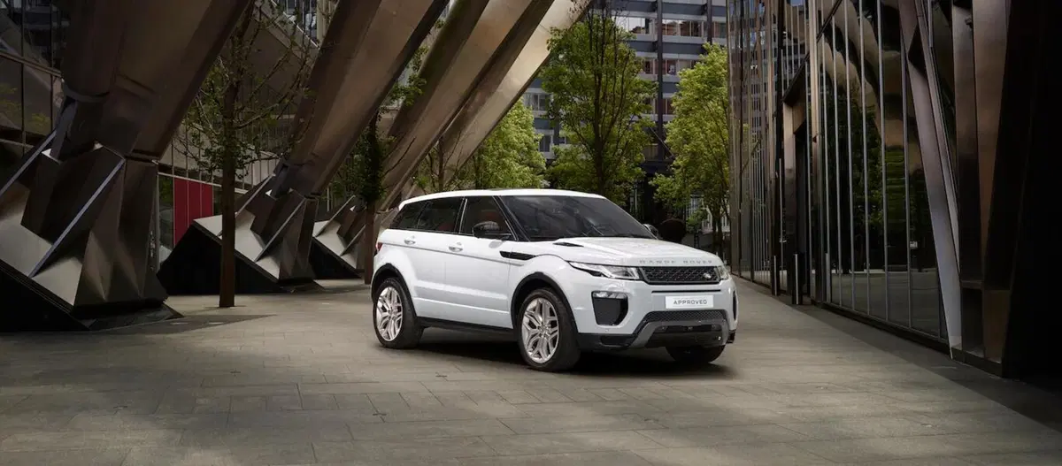 Auto e SUV premium, Usato privilegiato: la gamma JLR Approved [autunno 2020] (8)