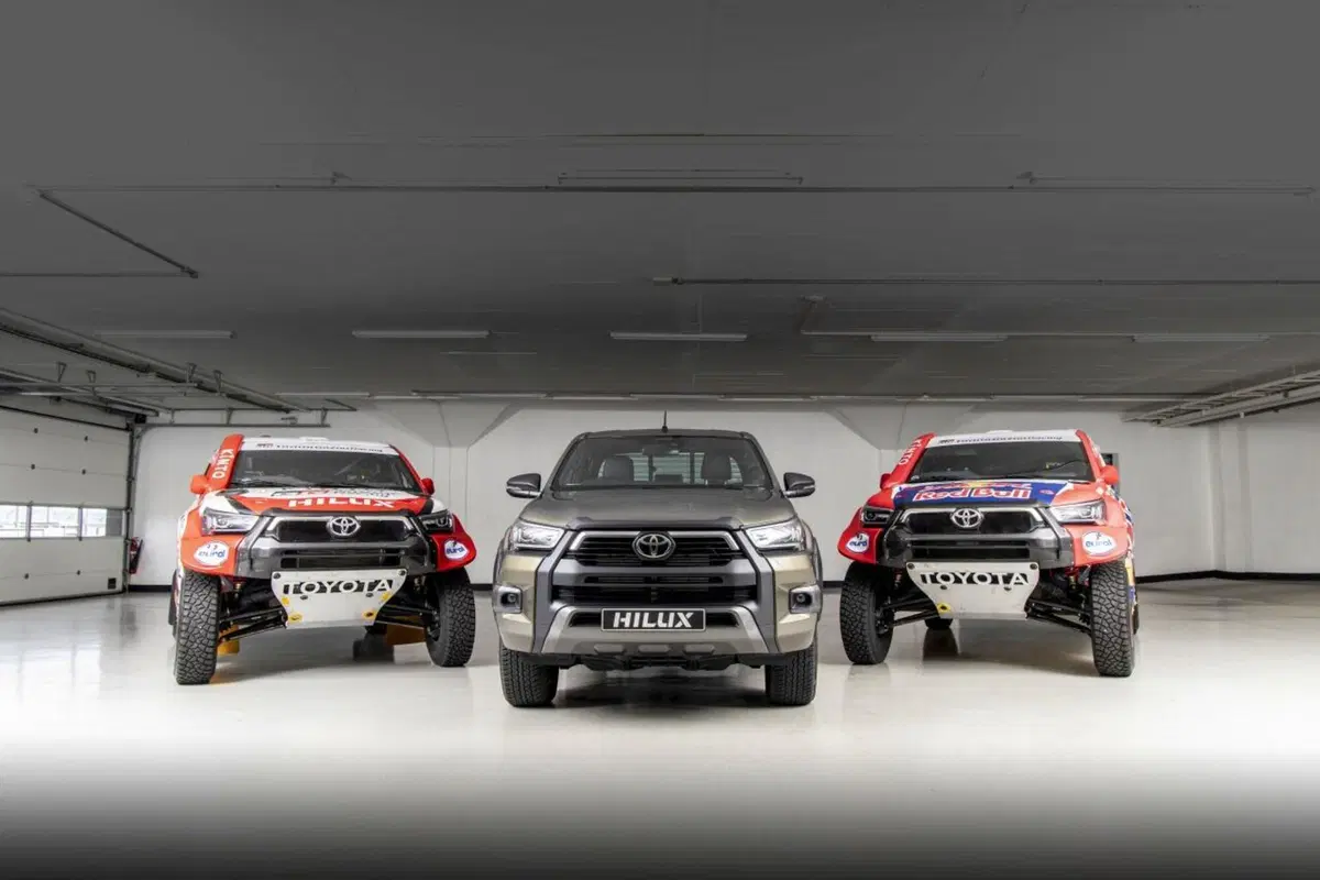 Toyota: quattro Hilux alla Dakar 2021 (7)