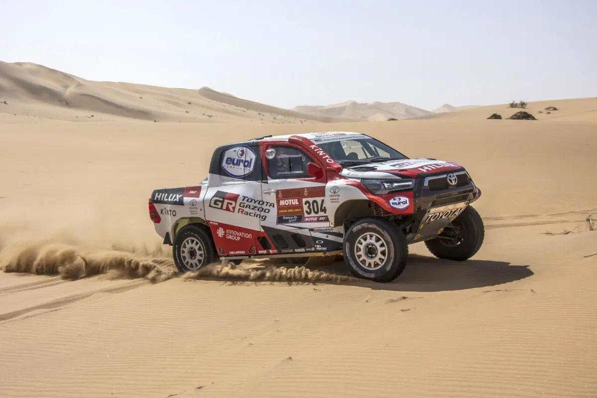 Toyota: quattro Hilux alla Dakar 2021 (11)