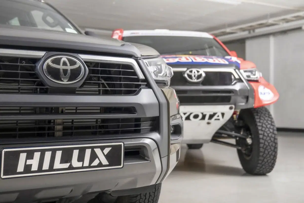 Toyota: quattro Hilux alla Dakar 2021 (12)