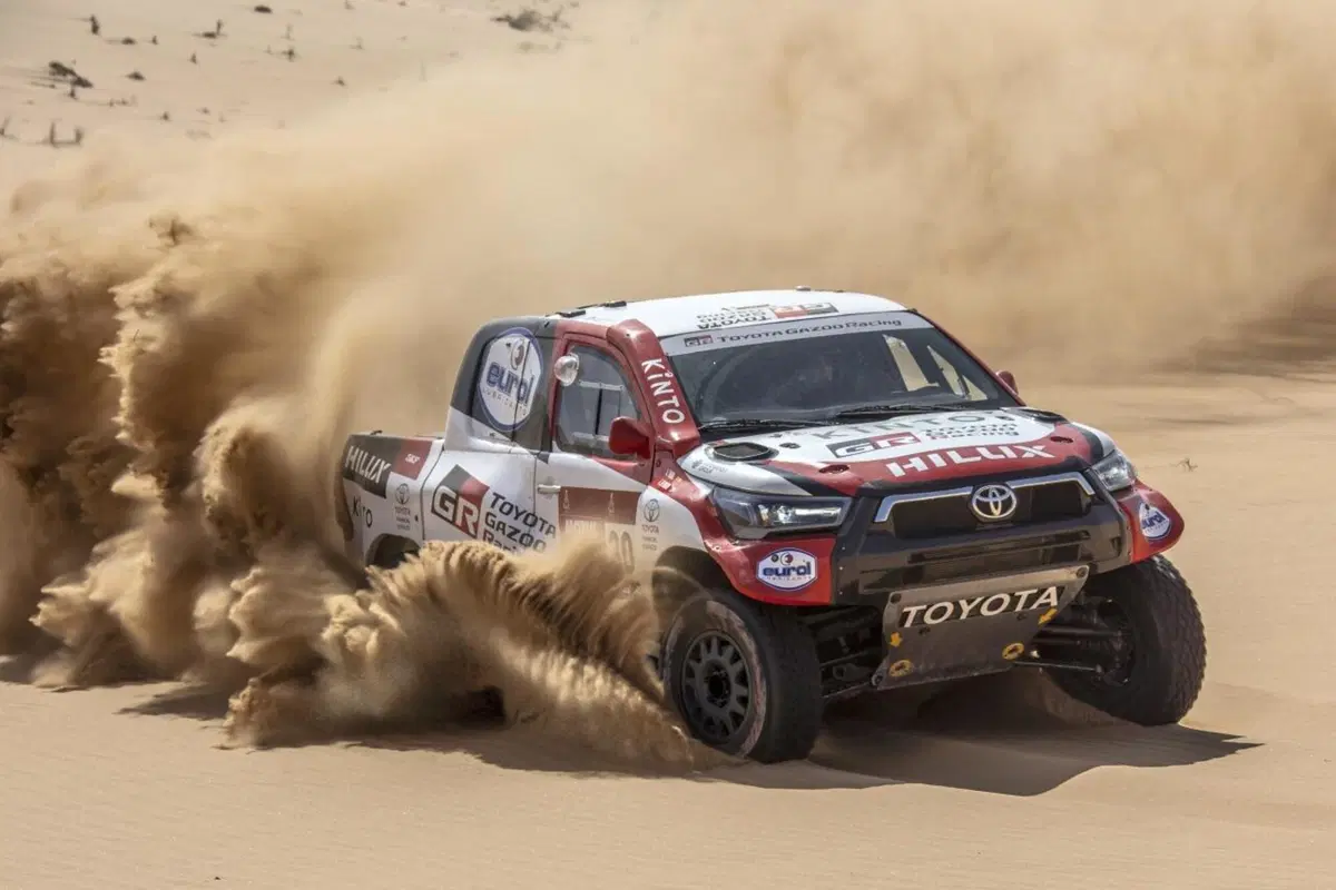 Toyota: quattro Hilux alla Dakar 2021 (15)