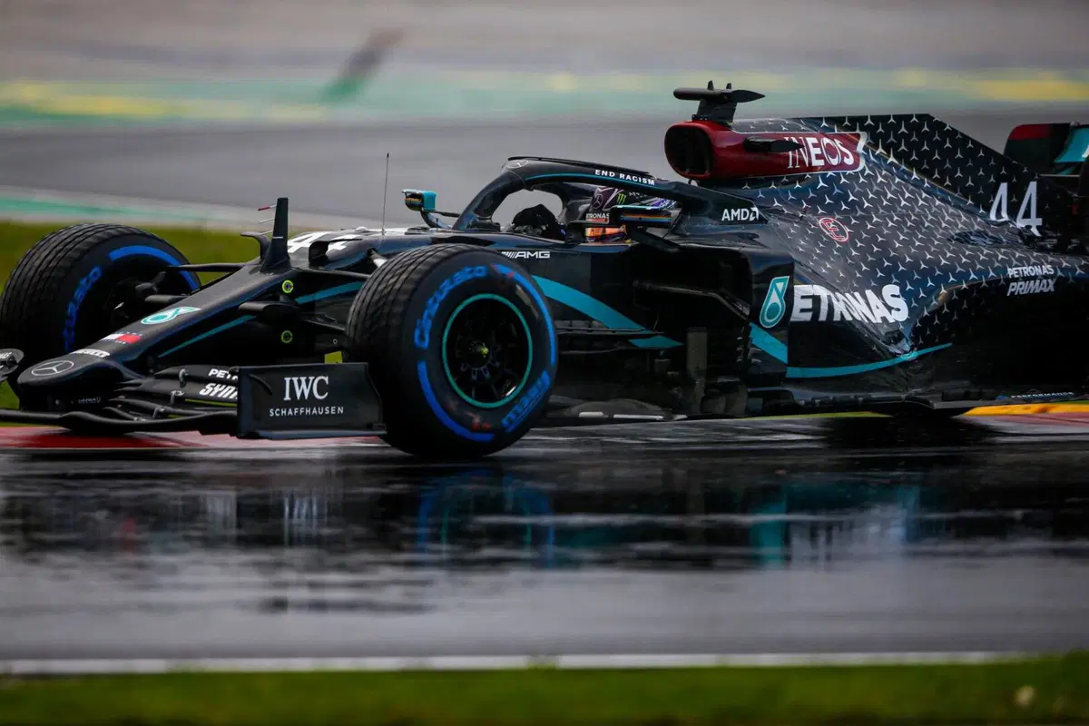 F1, GP Turchia 2020: Hamilton sul tetto del mondo con accanto il rivale di sempre, Vettel (15)