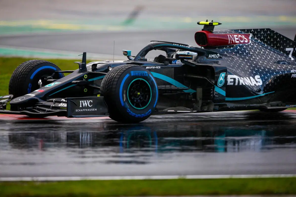 F1, GP Turchia 2020: Hamilton sul tetto del mondo con accanto il rivale di sempre, Vettel (16)