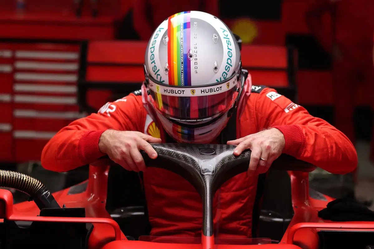 F1, GP Turchia 2020: Hamilton sul tetto del mondo con accanto il rivale di sempre, Vettel (29)
