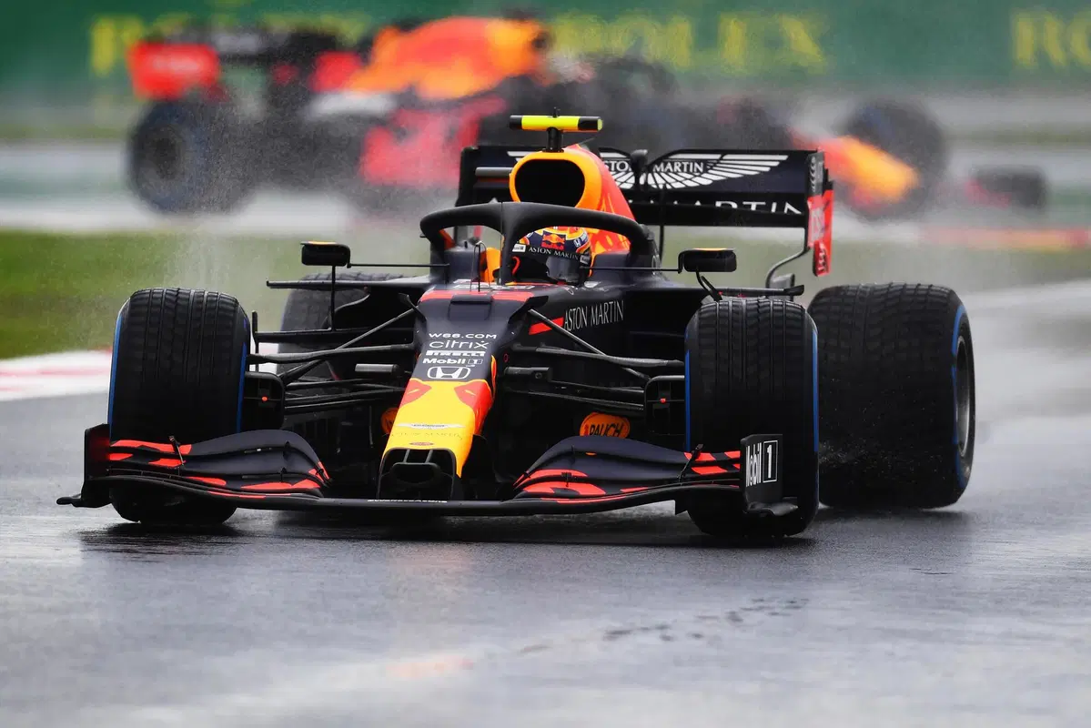 F1, GP Turchia 2020: Hamilton sul tetto del mondo con accanto il rivale di sempre, Vettel (43)