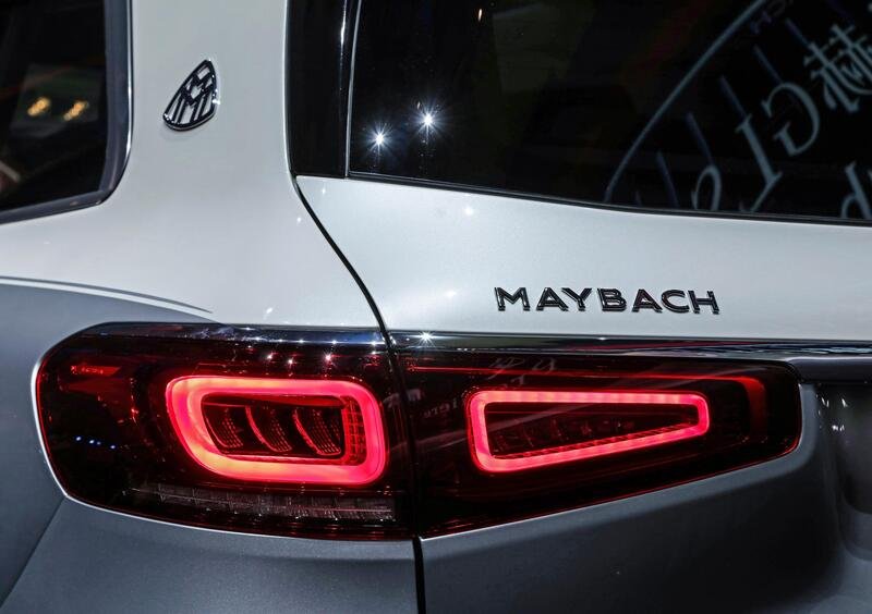 Mercedes-Benz Maybach GLS (2020-->>) (22)
