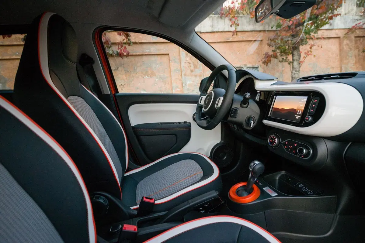 Renault Twingo 2021 BEV, L’elettrica “giusta” da 11,5K [fa paura a Model 3 non a 500e] (6)
