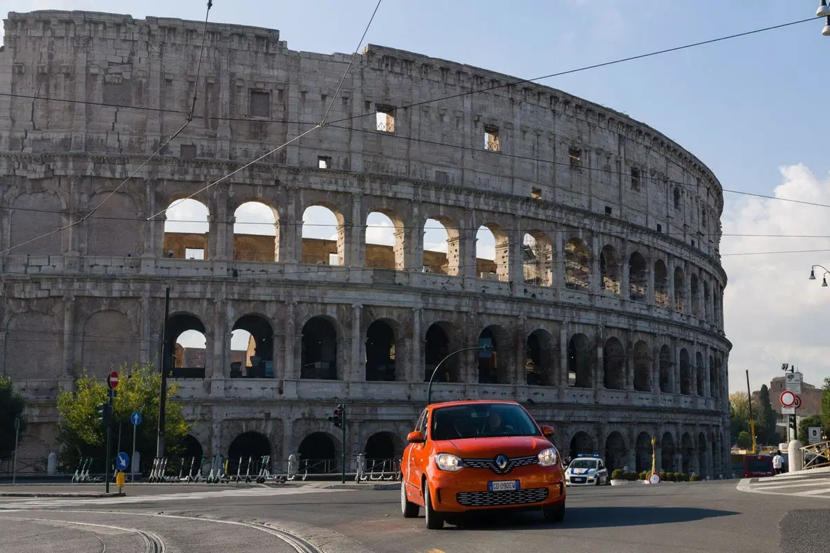 Renault Twingo 2021 BEV, L’elettrica “giusta” da 11,5K [fa paura a Model 3 non a 500e] (9)