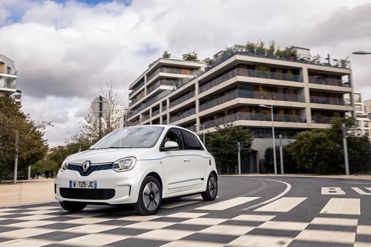 Renault Twingo 2021 BEV, L’elettrica “giusta” da 11,5K [fa paura a Model 3 non a 500e] (16)