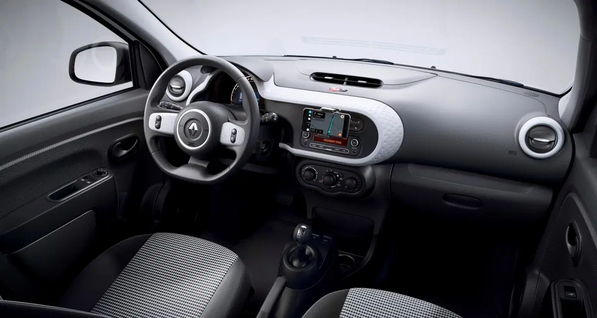 Renault Twingo 2021 BEV, L’elettrica “giusta” da 11,5K [fa paura a Model 3 non a 500e] (15)