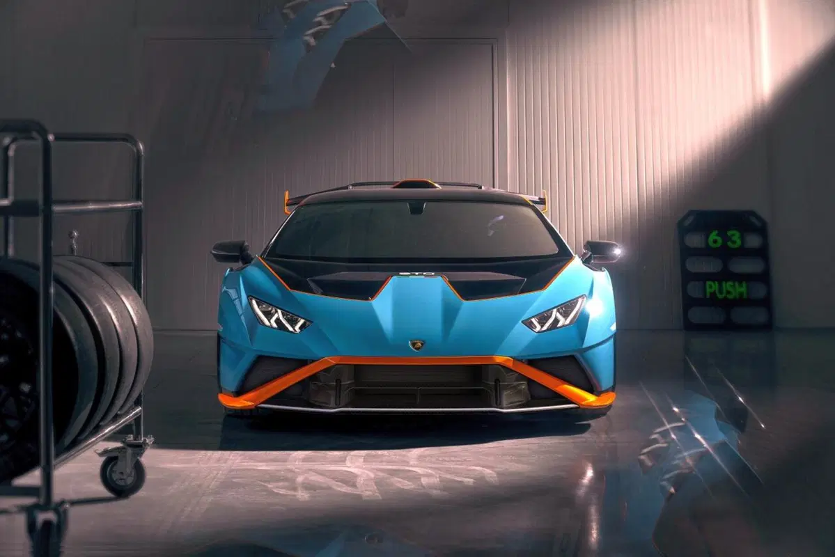 Lamborghini Huracan STO: dalle corse alla strada arriva la “Super Trofeo Omologata” (16)