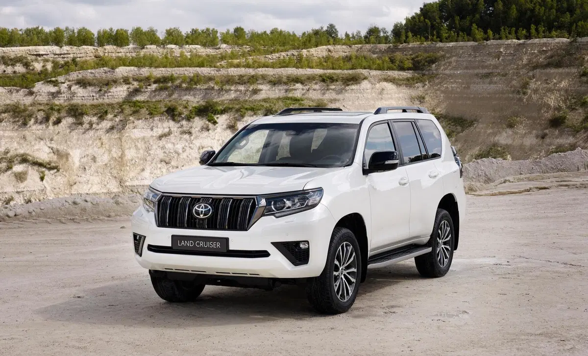 Toyota Land Cruiser 2.8 D4-D A/T 3 porte Lounge+ (10)