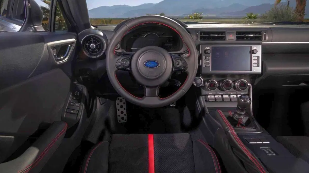 Subaru BRZ, restyling? No, evoluzione: ora ha 230 CV (18)