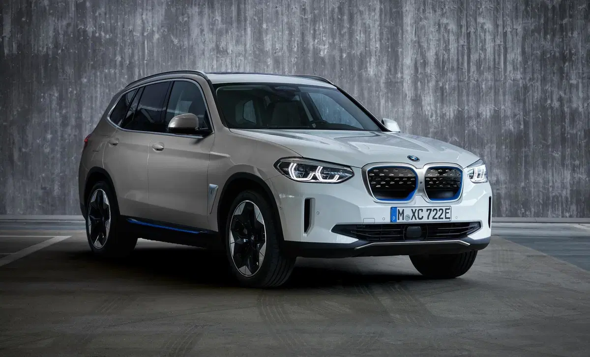 BMW iX3 iX3 Impressive