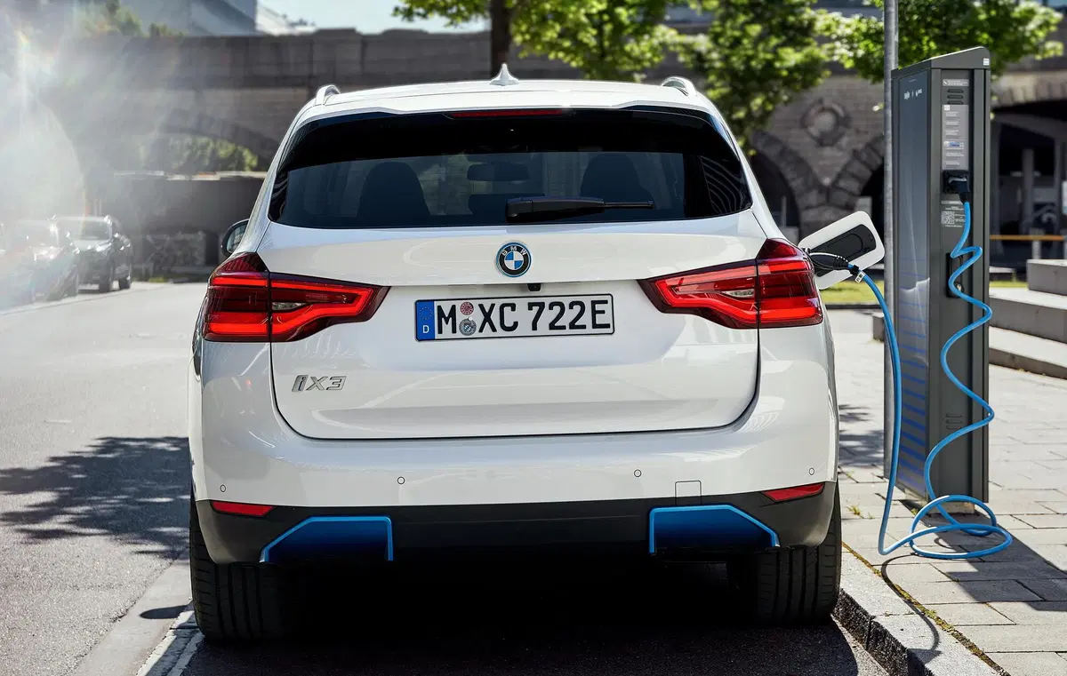 BMW iX3 (2020-25) (7)