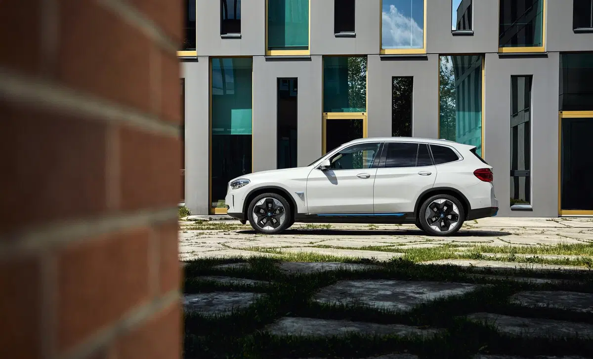 BMW iX3 (2020-25) (5)