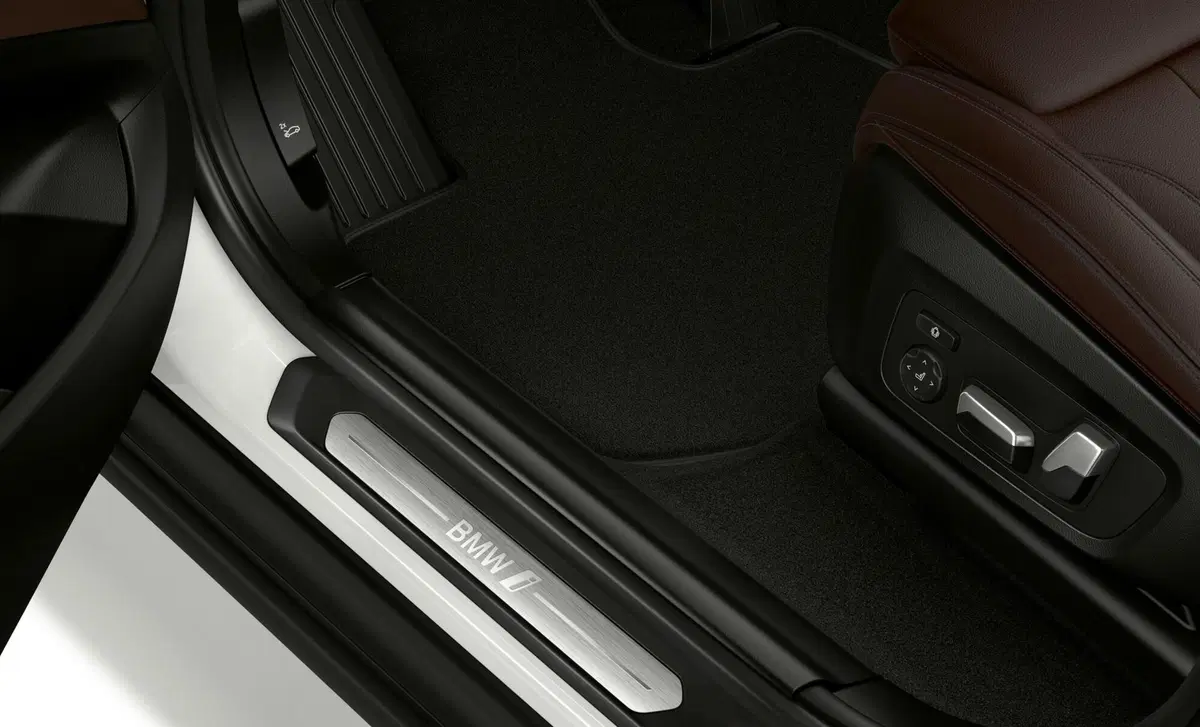 BMW iX3 (2020-25) (18)
