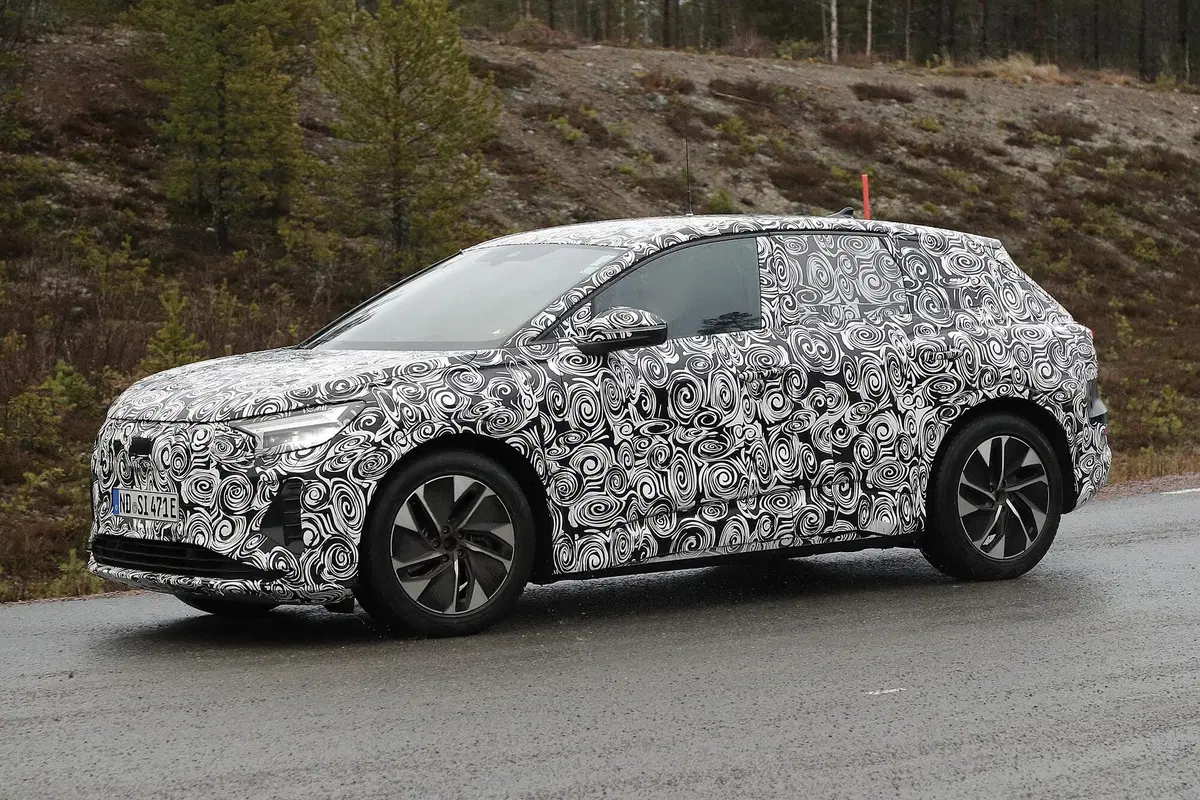 Audi Q4 e-tron, le foto spia (10)