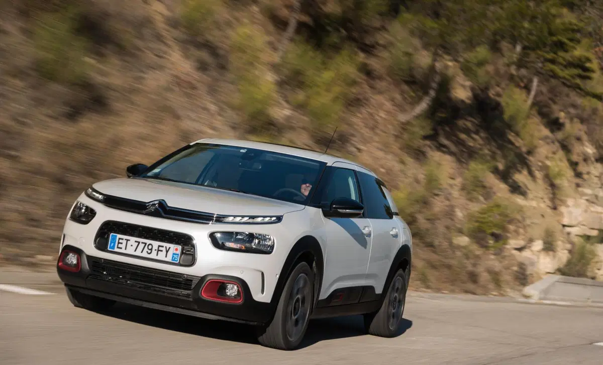 Citroen C4 Cactus 1.2 e-VTi 82 ETG Feel (7)