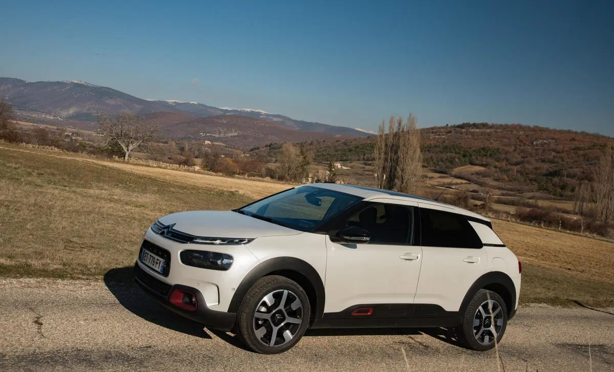 Citroen C4 Cactus 1.2 e-VTi 82 ETG Feel (9)