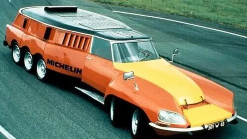 Michelin e Citroen in pista con l&rsquo;auto bimotore a ruote dispari: 11 gomme e 16 cilindri per la Mille Pattes [video]