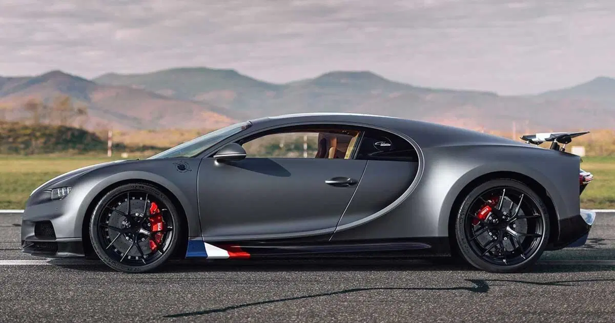 Bugatti Chiron Sport Les Legendes du Ciel | 2,88 milioni per l'omaggio all'aeronautica francese (3)