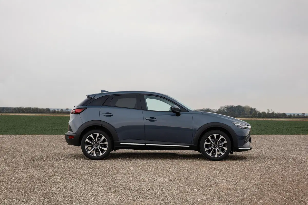 Mazda CX-3 2021 | Da 23.150 euro, ora con Apple Carplay e Android Auto wireless (3)
