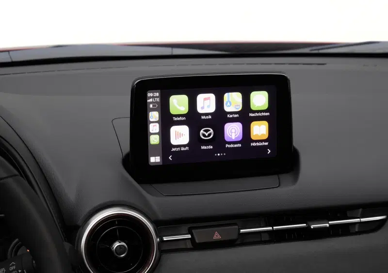 Lo schermo &egrave; "piccolo" ma Apple Carplay ed Android Auto sono wireless