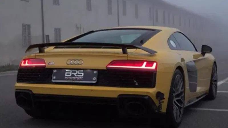 L&rsquo;Audi R8 con lo scarico diretto: sound bestiale [VIDEO]