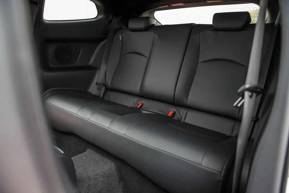Toyota GR YARIS | Finalmente quella vera! Si guida alla grande. Costa 39.900 euro (41)