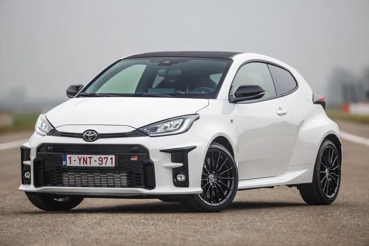 Toyota GR YARIS | Finalmente quella vera! Si guida alla grande. Costa 39.900 euro (2)