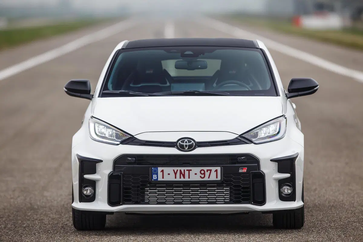 Toyota GR YARIS | Finalmente quella vera! Si guida alla grande. Costa 39.900 euro (17)
