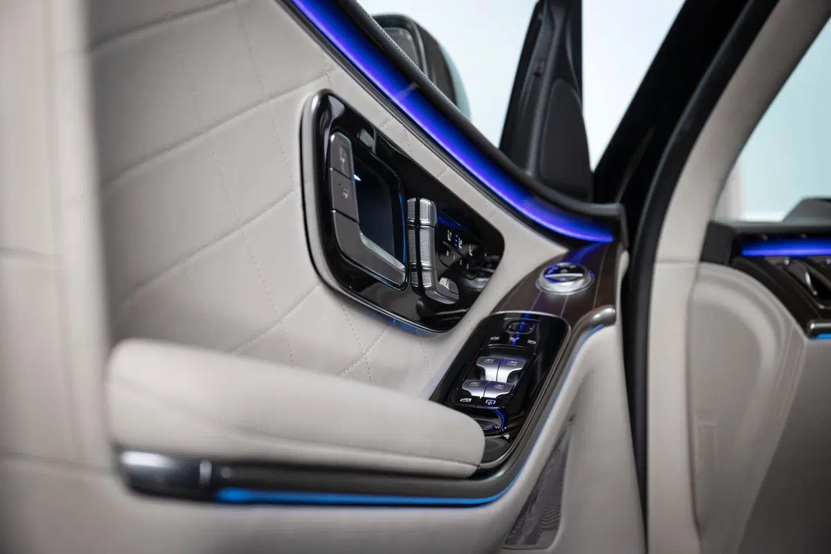 Mercedes Classe S580e | 510 CV plugin hybrid con 100 km di autonomia elettrica (19)